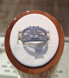 All this beauty in a one piece ring!